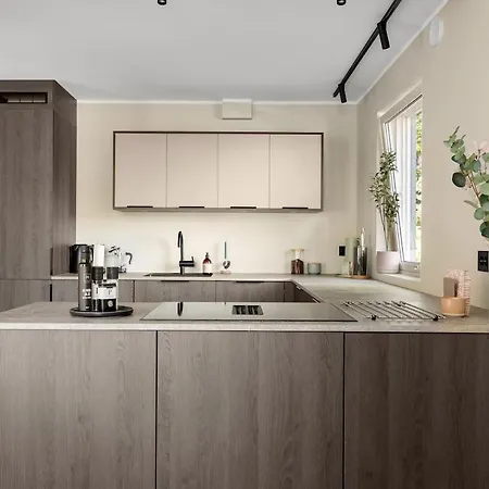 Northstay - Urban Retreat - Free Parking, Brand New & Modern Daire